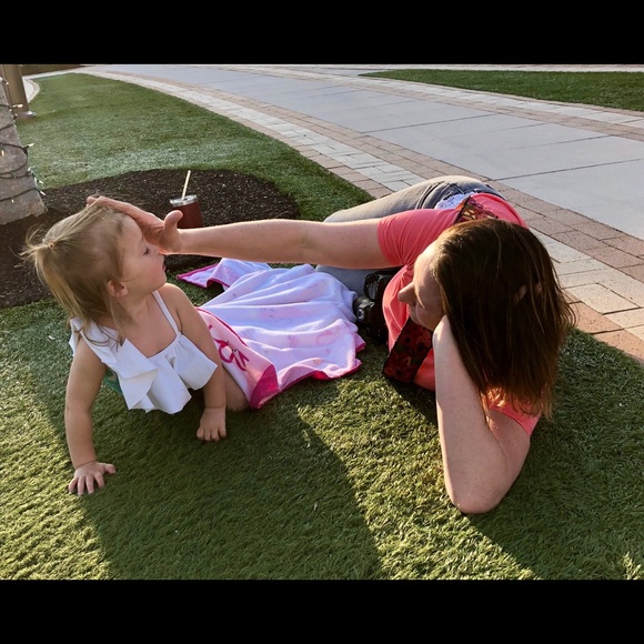 Meet your Posher, Deirdre - Picture 1 of 1